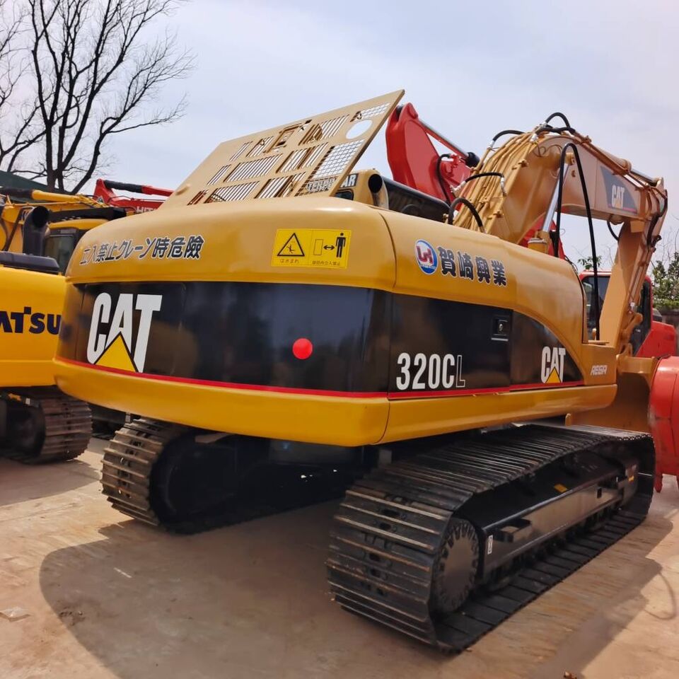 2024 Caterpillar 320CL crawler excavator, rear three-quarter view