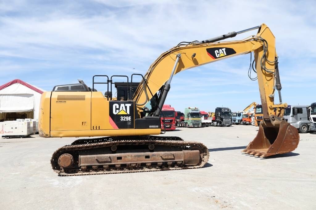 2014 Caterpillar 329EL crawler excavator, side profile view