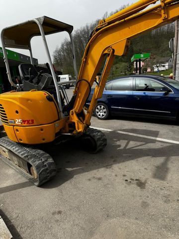 2012 IHI 25VX3 mini excavator, rear three-quarter view