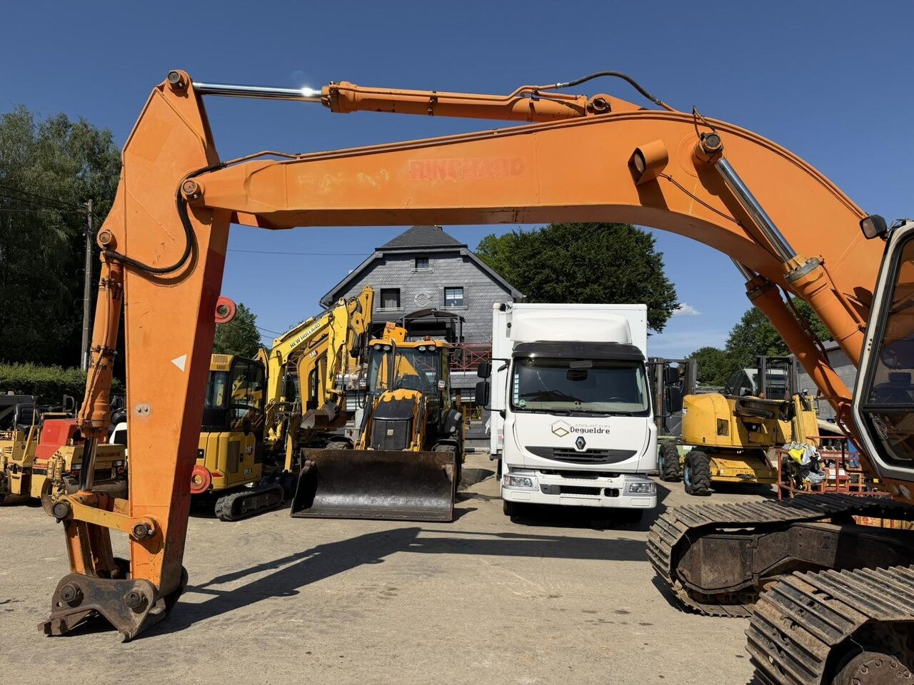 1992 Fiat-Hitachi FH 220 LC Crawler Excavator 1992 Fiat-Hitachi FH 220 LC Crawler Excavator