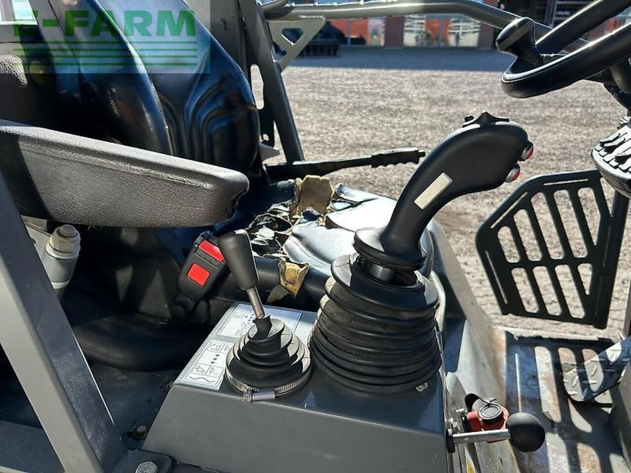 2016 Weidemann 1370 CX mini excavator operator station interior 2016 Weidemann 1370 CX mini excavator operator station interior