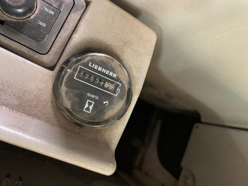 2007 Liebherr R 904 Crawler Excavator 2007 Liebherr R 904 Crawler Excavator