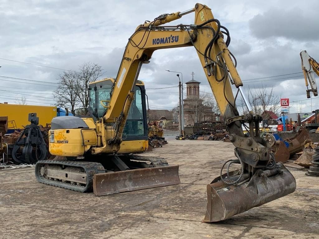 2008 Komatsu PC88MR6 mini excavator, front three-quarter view 2008 Komatsu PC88MR6 mini excavator, front three-quarter view