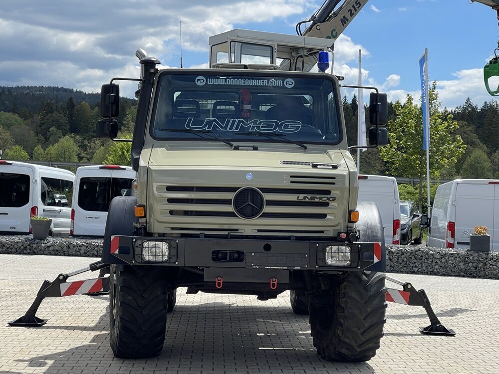2008 Unimog UNIMOG U5000 Wheel Excavator 2008 Unimog UNIMOG U5000 Wheel Excavator