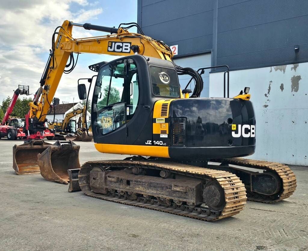 2011 JCB JZ140LCD Crawler Excavator