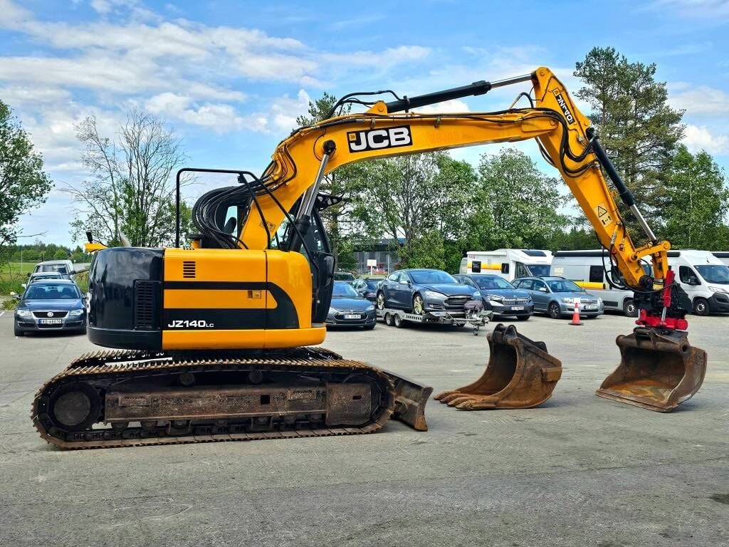 2011 JCB JZ140LCD Crawler Excavator