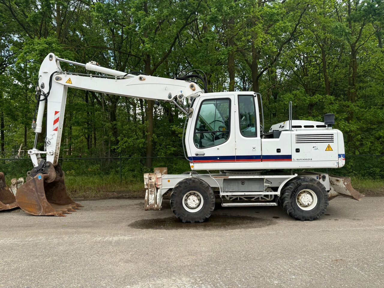 2011 Liebherr A 904 C Wheel Excavator 2011 Liebherr A 904 C Wheel Excavator
