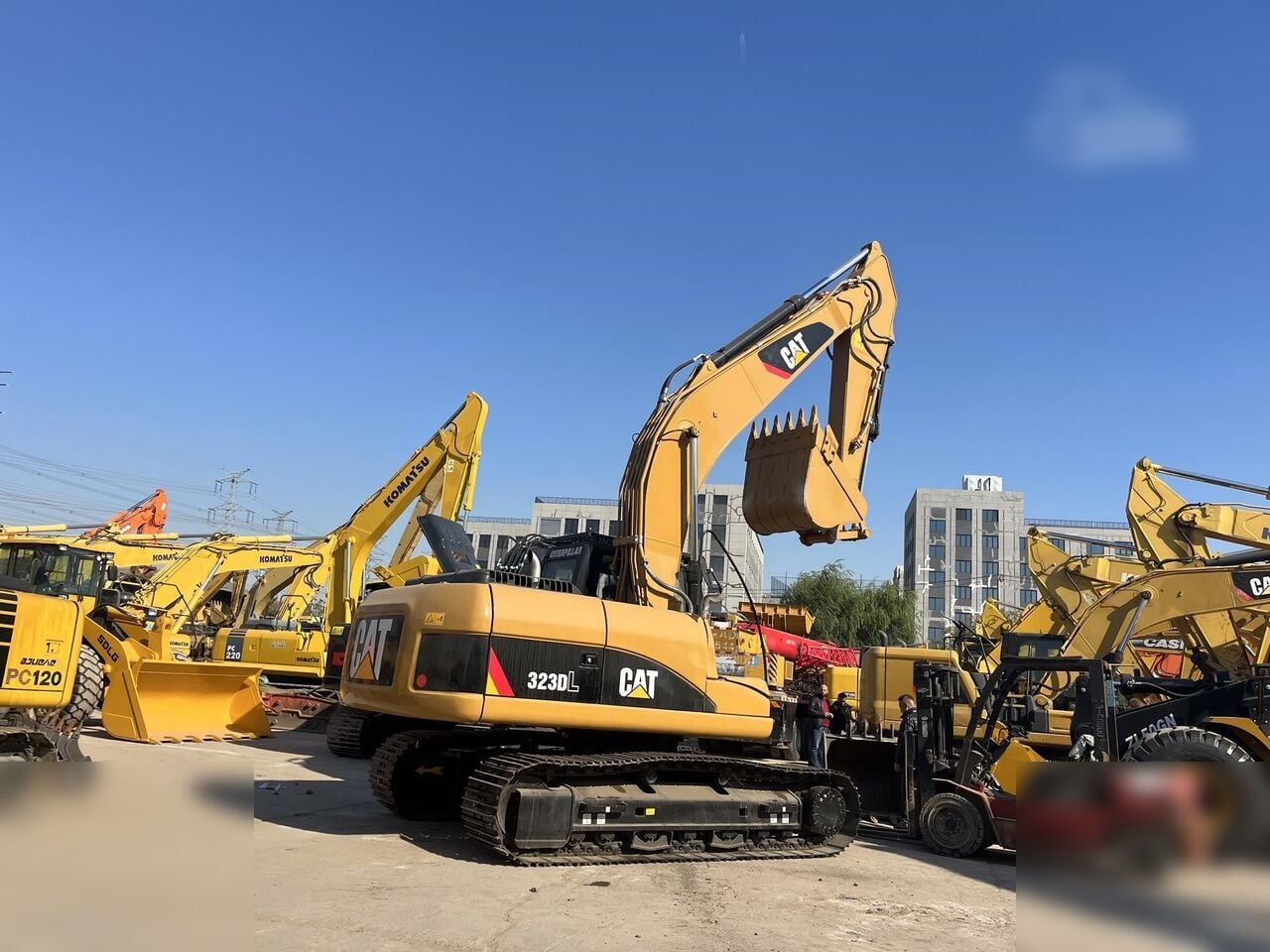 2012 Caterpillar 323DL Crawler Excavator