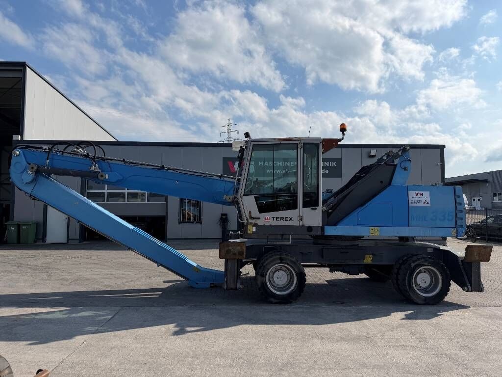2012 Fuchs MHL 335 Material Handler