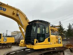 2012 Komatsu PC210LC-8 Crawler Excavator 2012 Komatsu PC210LC-8 Crawler Excavator
