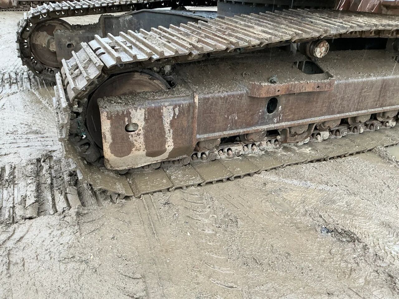 2012 Komatsu PC210LC-8 Crawler Excavator 2012 Komatsu PC210LC-8 Crawler Excavator
