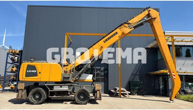2013 Liebherr LH40 M Material Handler 2013 Liebherr LH40 M Material Handler