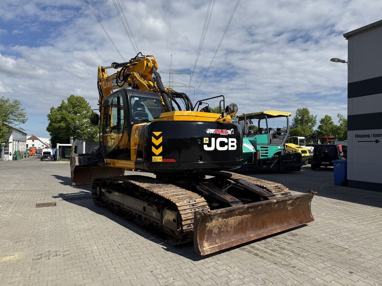 2014 JCB JZ255 NLC Crawler Excavator 2014 JCB JZ255 NLC Crawler Excavator