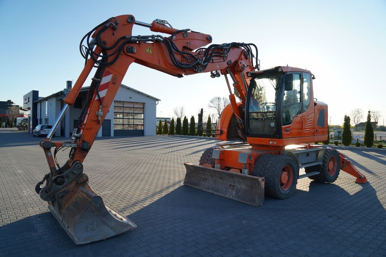 2015 Liebherr A 914 Wheel Excavator 2015 Liebherr A 914 Wheel Excavator