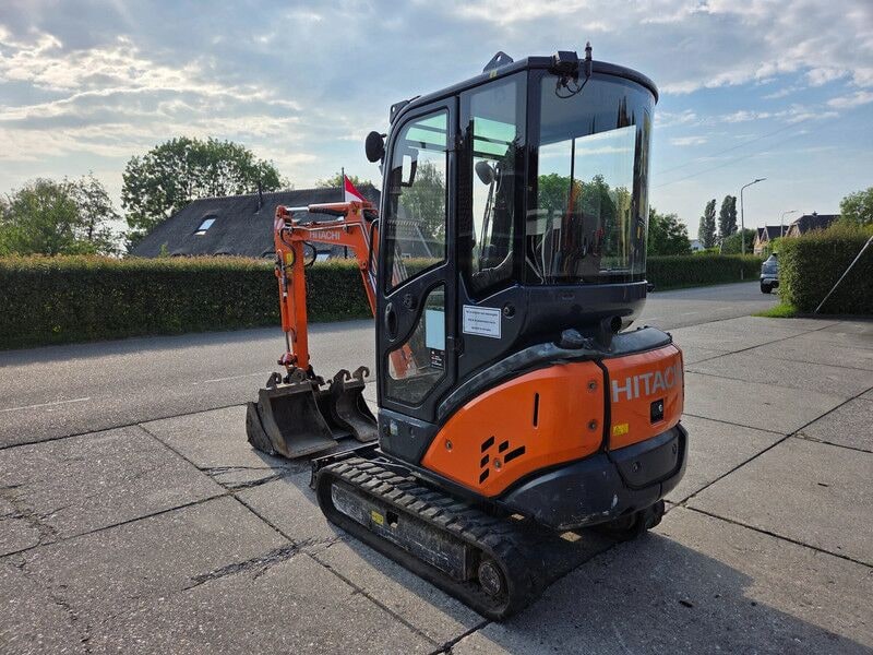 2016 Hitachi ZX18-3 CLR Mini Excavator 2016 Hitachi ZX18-3 CLR Mini Excavator
