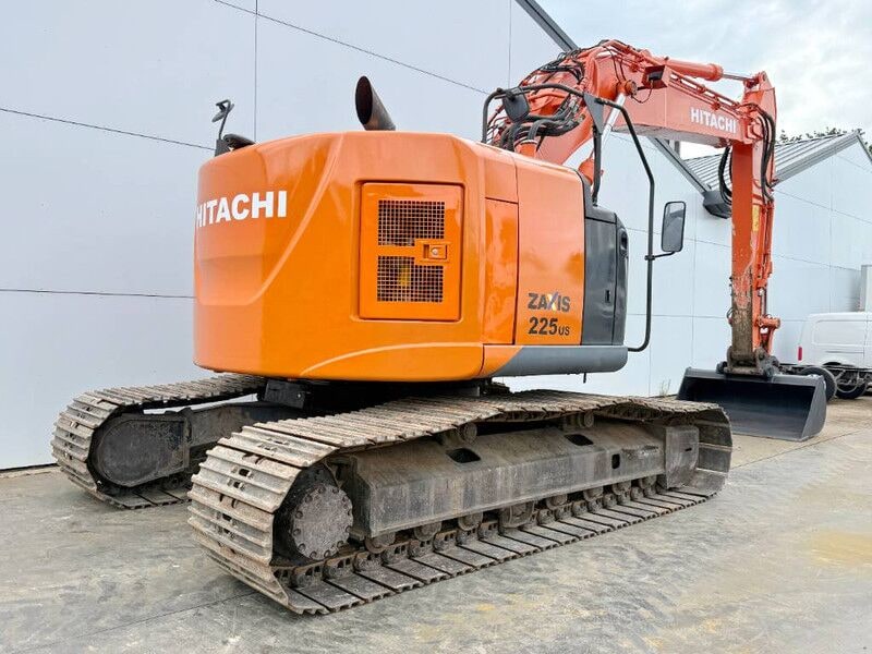 2016 Hitachi ZX225LC-5B Crawler Excavator