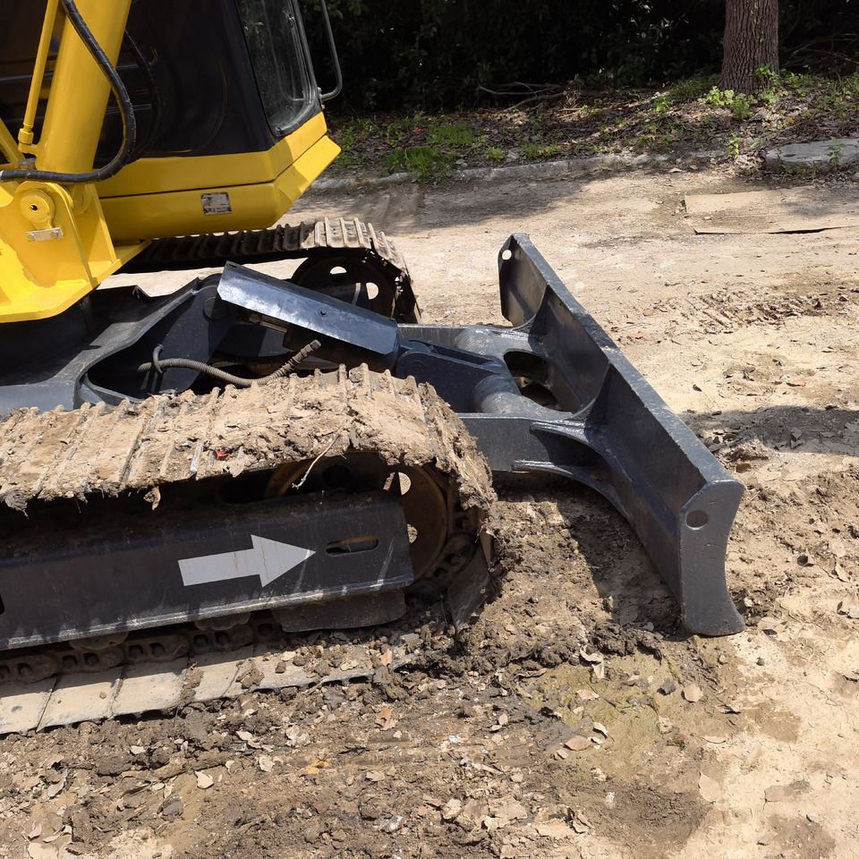2016 Komatsu 60-7 Mini Excavator 2016 Komatsu 60-7 Mini Excavator