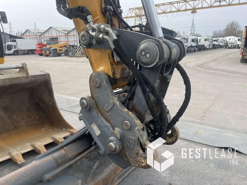 2016 Liebherr R926 LC Crawler Excavator