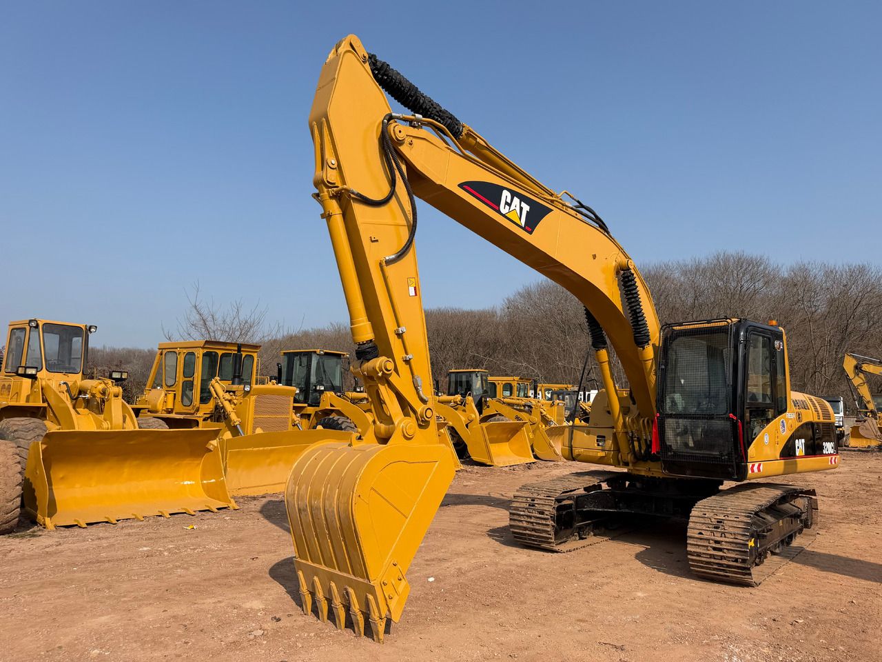 2017 Caterpillar 320CL Crawler Excavator 2017 Caterpillar 320CL Crawler Excavator