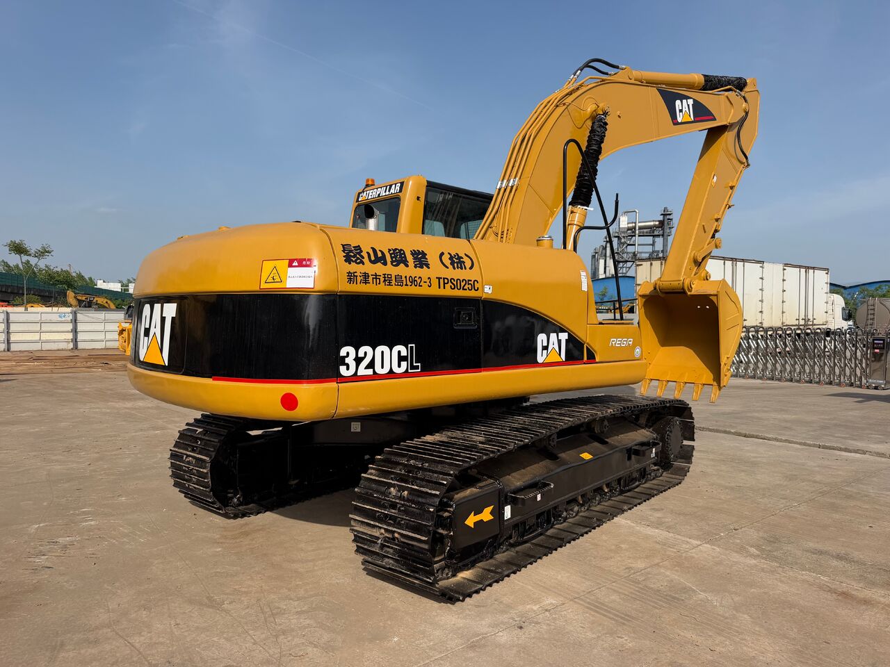2017 Caterpillar 320CL Crawler Excavator 2017 Caterpillar 320CL Crawler Excavator