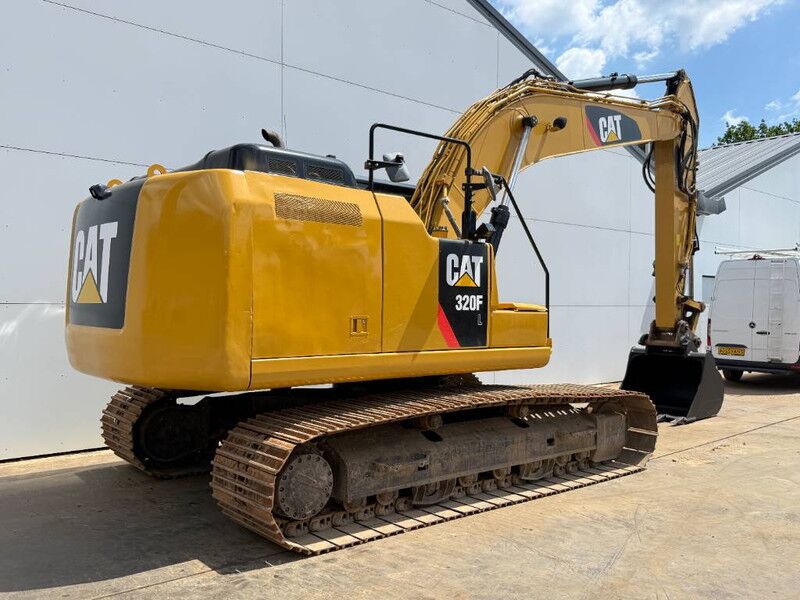 2017 Caterpillar 320FL Crawler Excavator