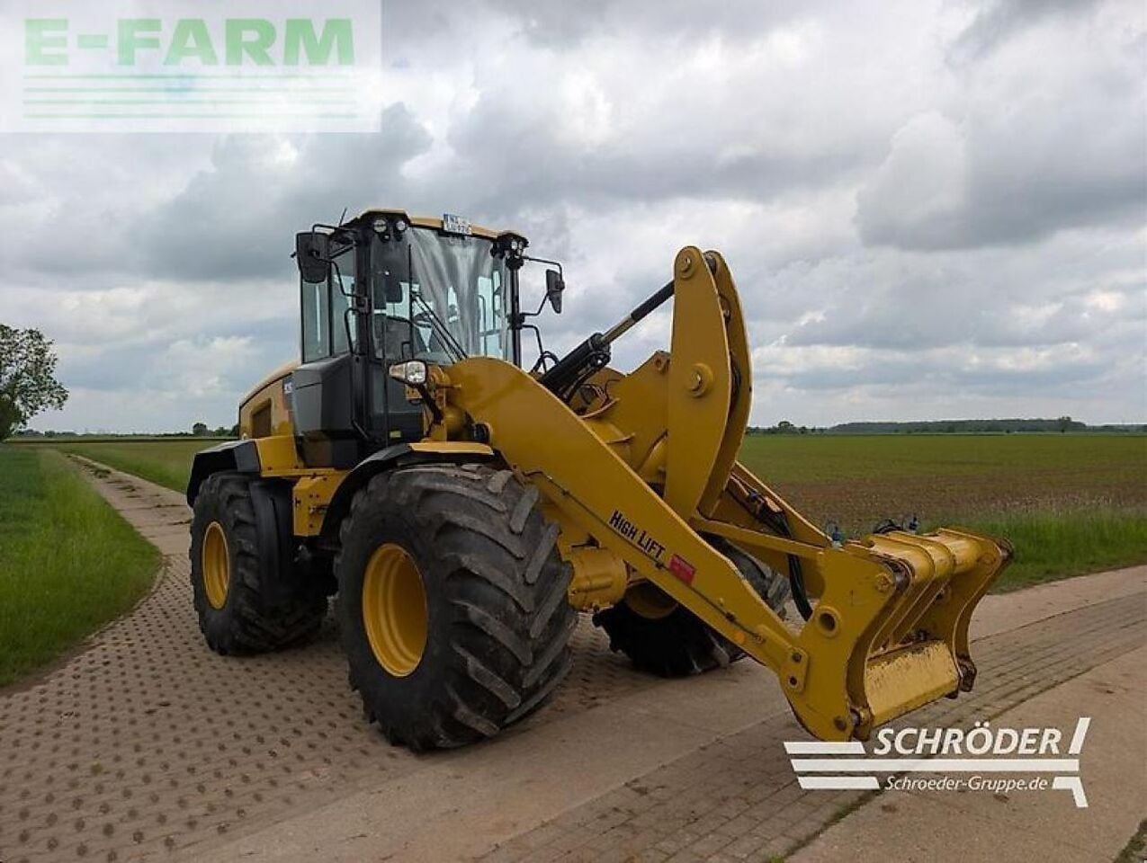 2017 Caterpillar 926M Mini Excavator 2017 Caterpillar 926M Mini Excavator