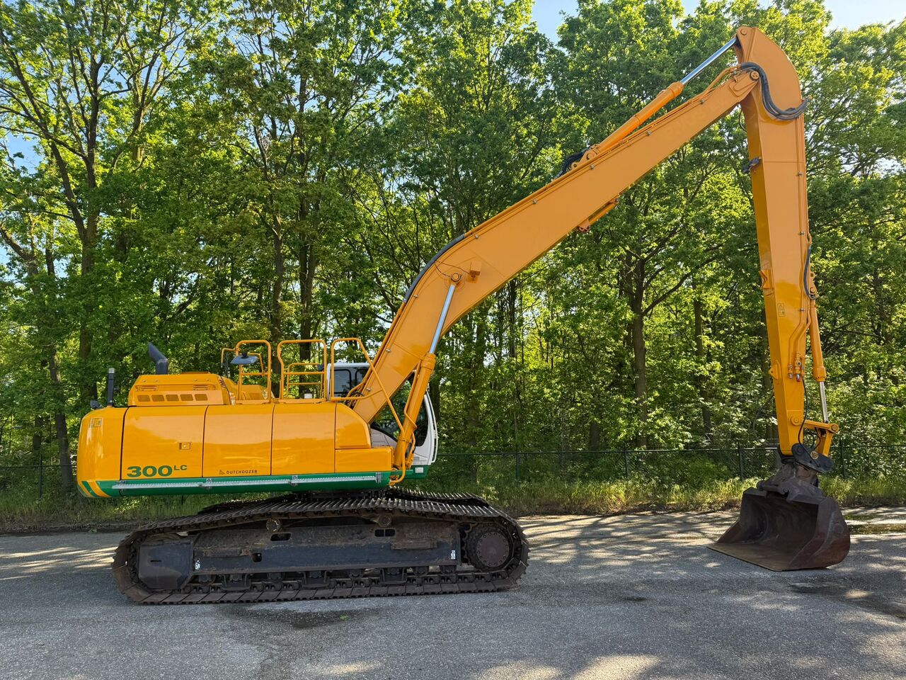 2017 Hitachi ZX300 LC Crawler Excavator 2017 Hitachi ZX300 LC Crawler Excavator