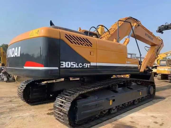 2017 Hyundai R305LC-9T Crawler Excavator