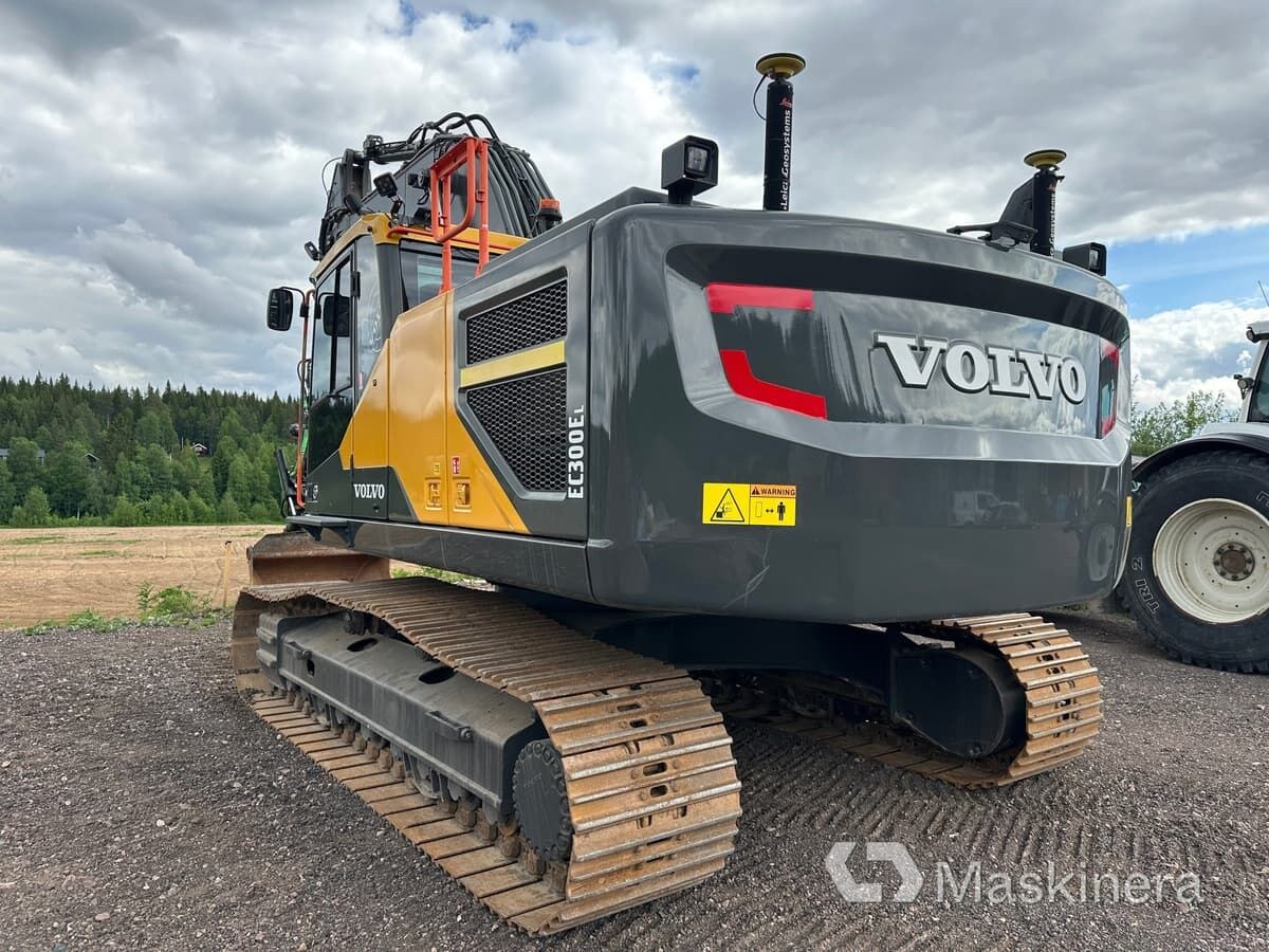 2017 Volvo EC300EL Crawler Excavator 2017 Volvo EC300EL Crawler Excavator