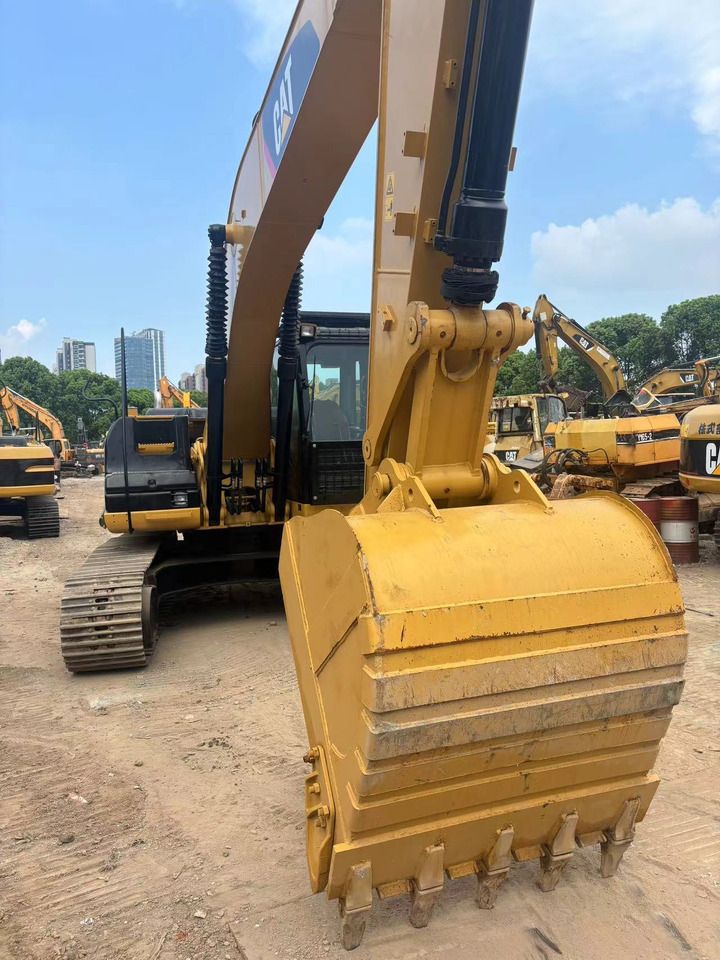 2018 Caterpillar 320D Crawler Excavator 2018 Caterpillar 320D Crawler Excavator