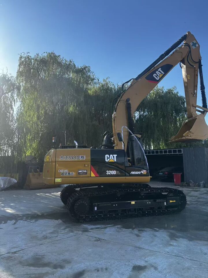 2018 Caterpillar 320D Crawler Excavator 2018 Caterpillar 320D Crawler Excavator