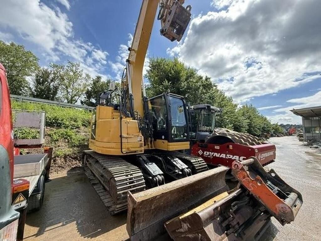 2018 Caterpillar 325 FL CR Crawler Excavator