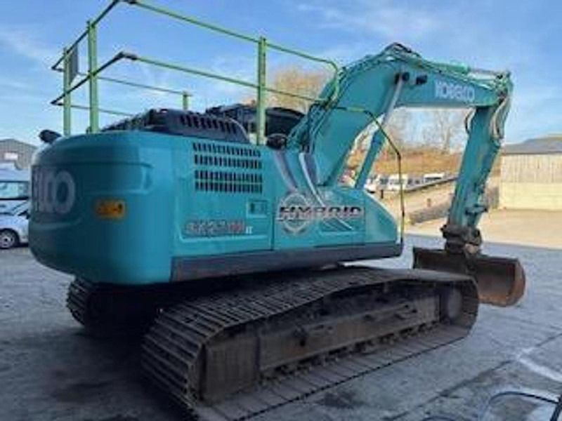2018 Kobelco SK210HLC-10 excavator rear three-quarter view 2018 Kobelco SK210HLC-10 excavator rear three-quarter view