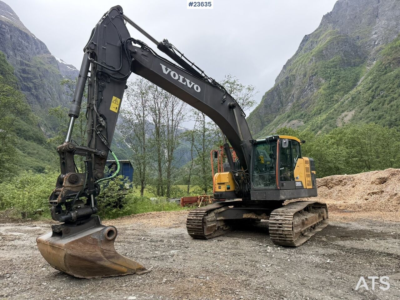 2018 Volvo ECR355EL Crawler Excavator 2018 Volvo ECR355EL Crawler Excavator