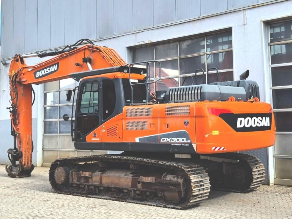 2019 Doosan DX300LC-5 Crawler Excavator 2019 Doosan DX300LC-5 Crawler Excavator