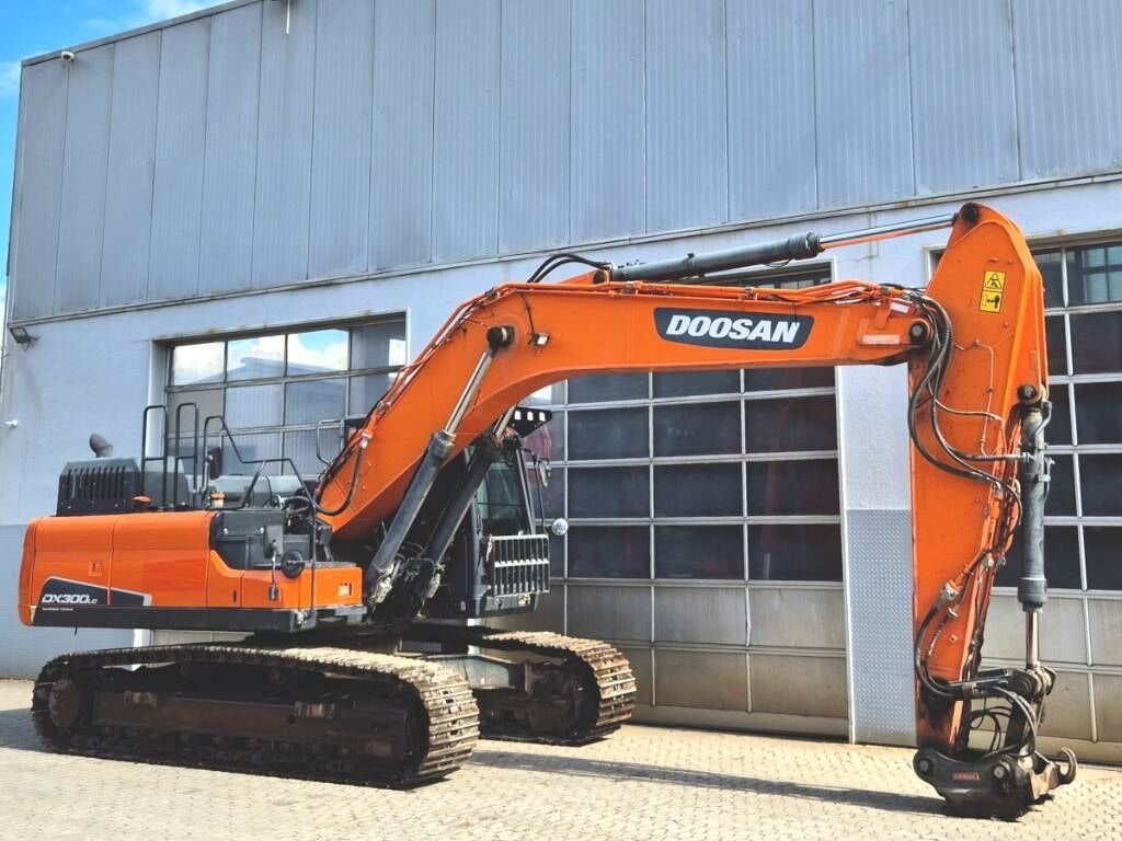2019 Doosan DX300LC-5 Crawler Excavator 2019 Doosan DX300LC-5 Crawler Excavator