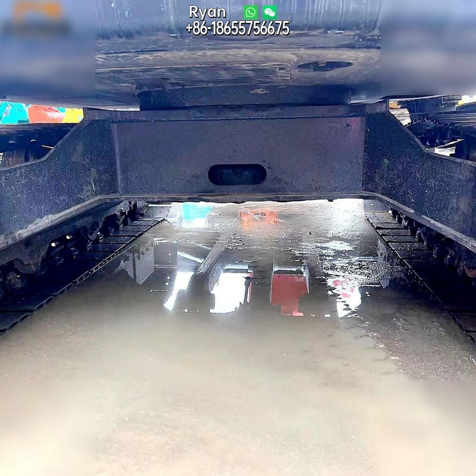 2019 Kubota KX155-5 mini excavator undercarriage view