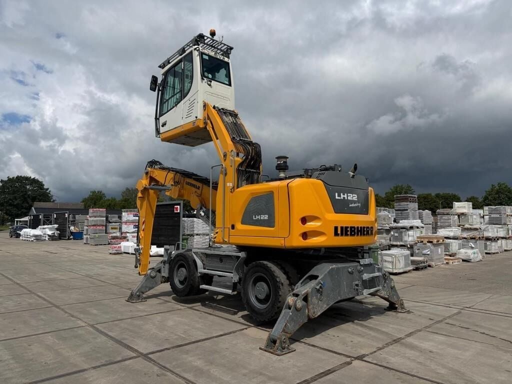 2019 Liebherr LH22 M Material Handler