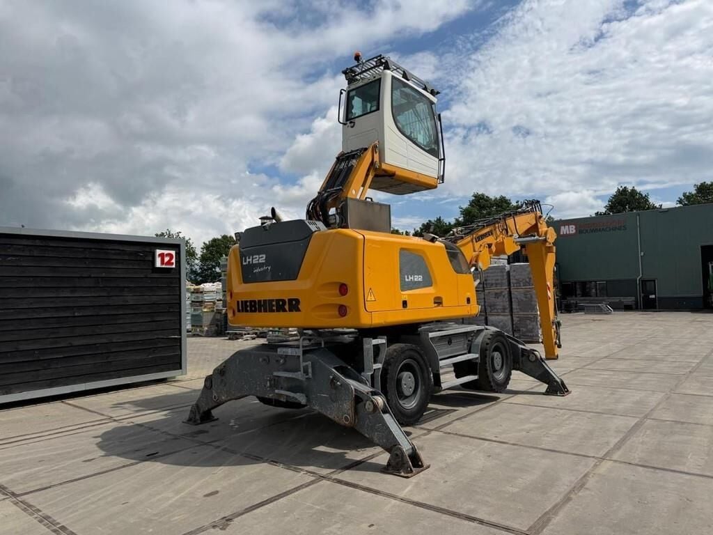 2019 Liebherr LH22 M Material Handler