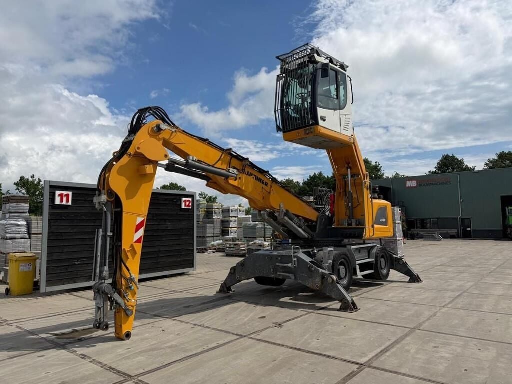 2019 Liebherr LH22M Material Handler