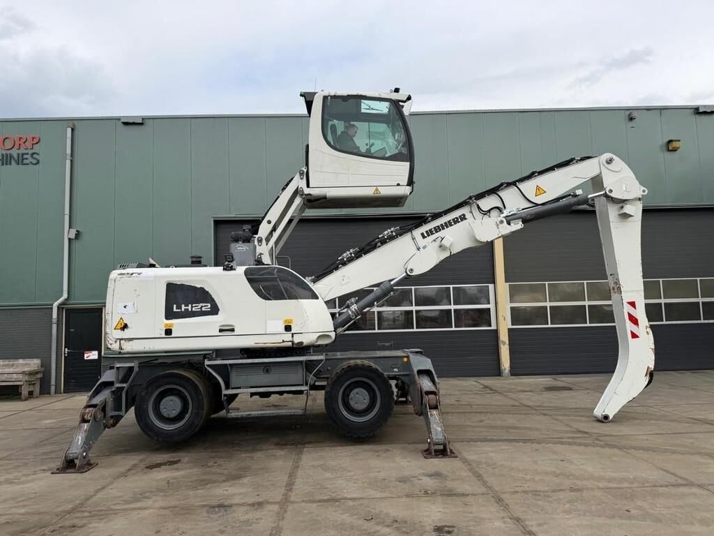 2019 Liebherr LH22M Material Handler 2019 Liebherr LH22M Material Handler
