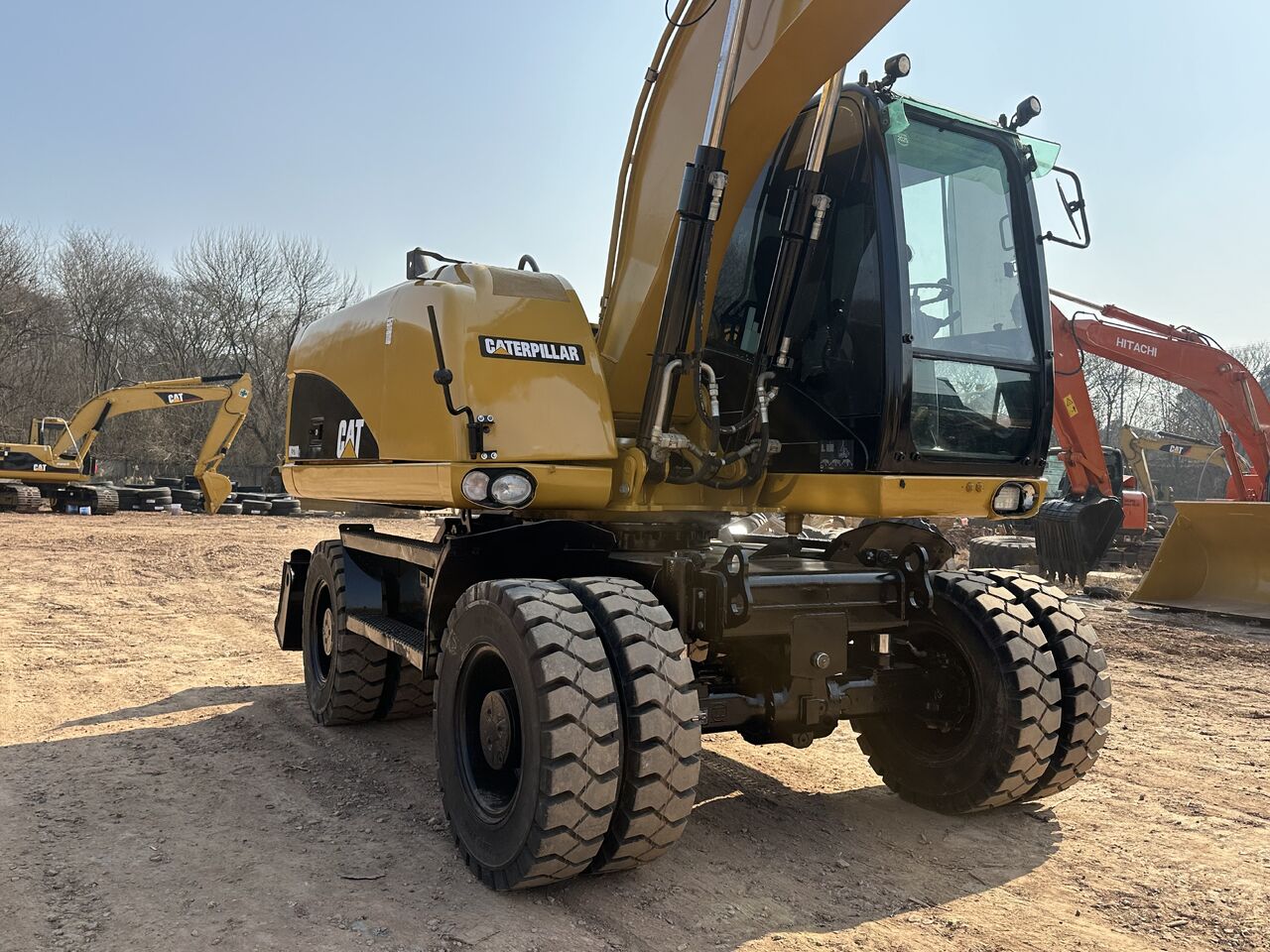 2020 Caterpillar M 320 D Wheel Excavator