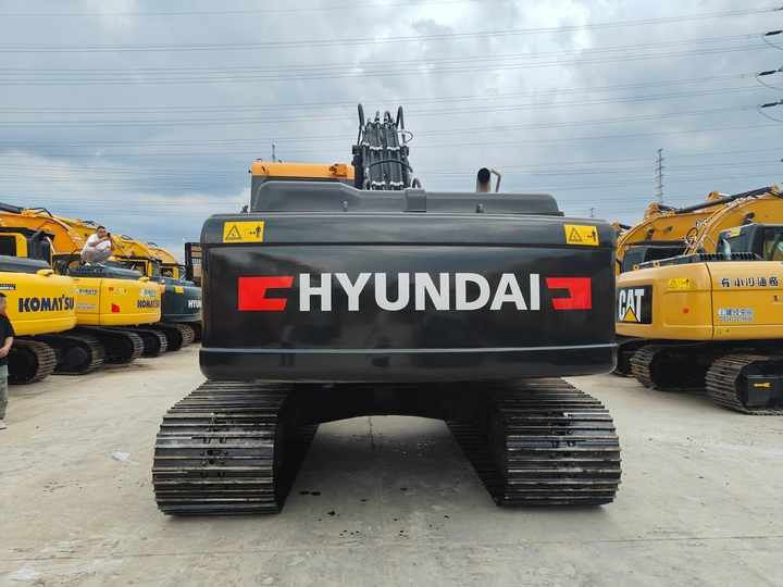 2020 Hyundai R225-9 Crawler Excavator