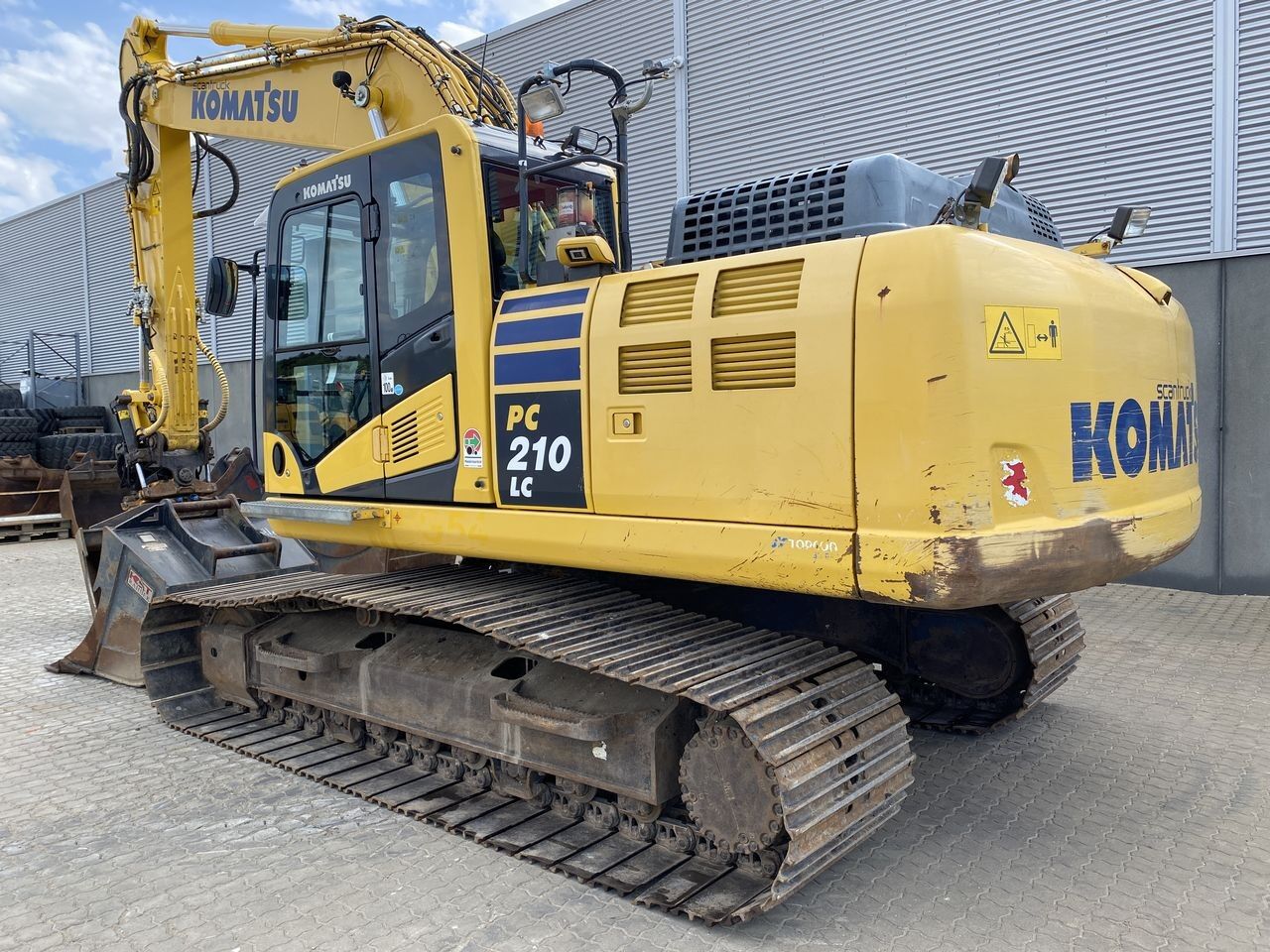 2020 Komatsu PC210LC-11 Crawler Excavator 2020 Komatsu PC210LC-11 Crawler Excavator