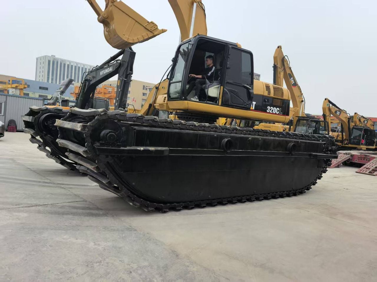 2021 Caterpillar 320C Amphibious Excavator 2021 Caterpillar 320C Amphibious Excavator