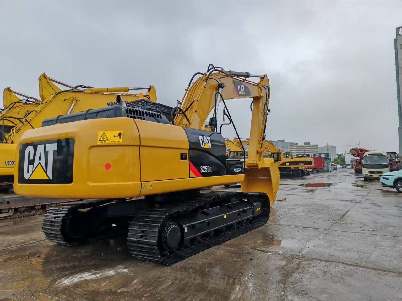 2021 Caterpillar 325D Crawler Excavator