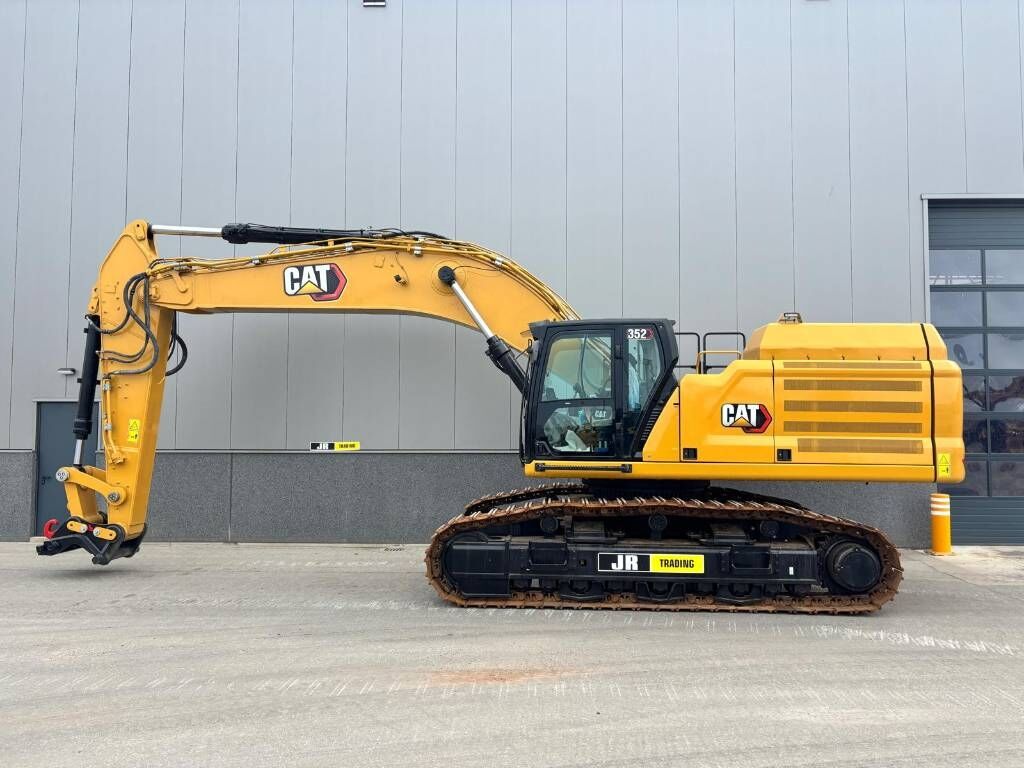 2021 Caterpillar 352 Crawler Excavator