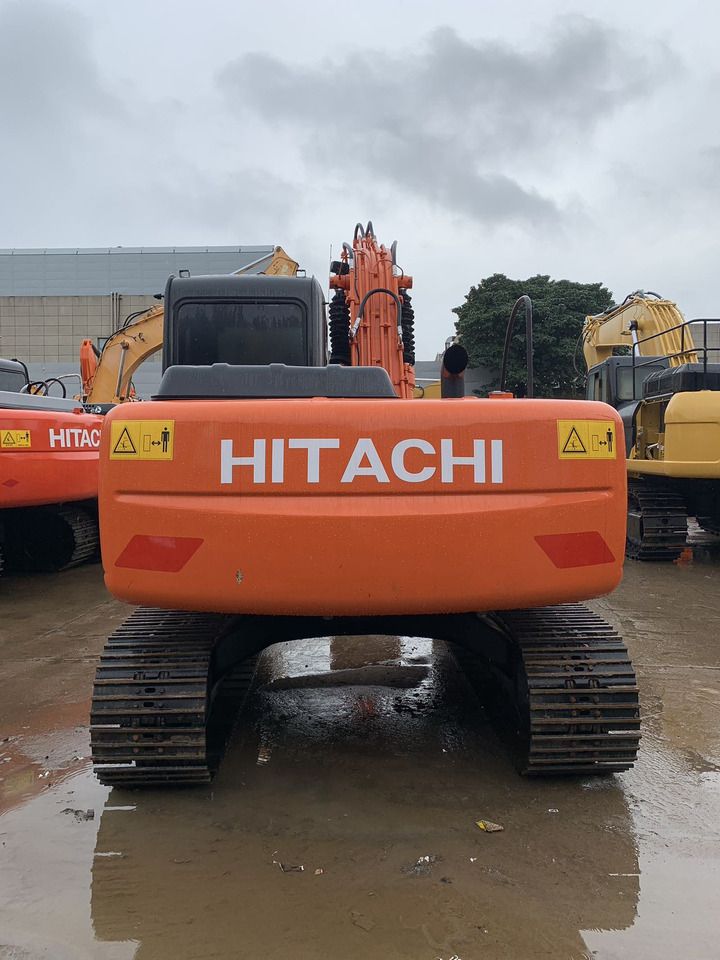 2021 Hitachi ZX120 crawler excavator, rear view 2021 Hitachi ZX120 crawler excavator, rear view