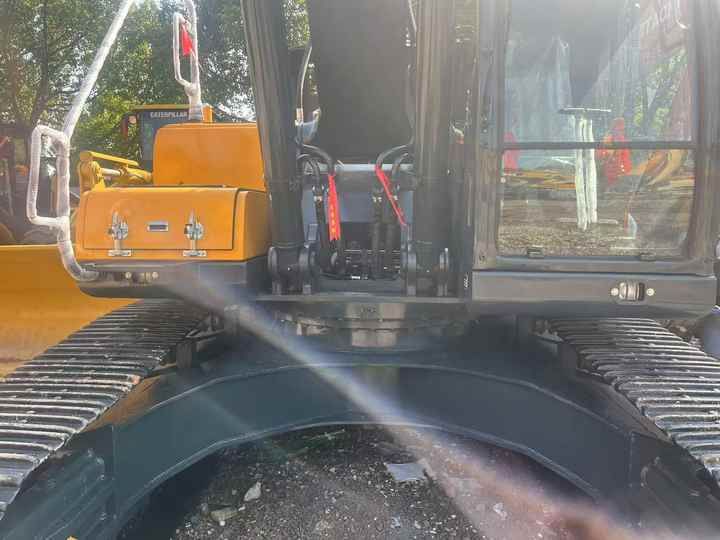 2021 Hyundai 305LC-9T Crawler Excavator