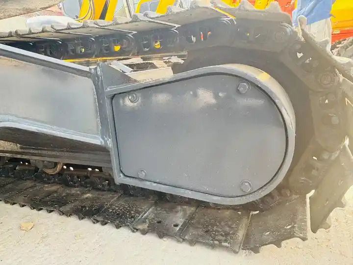 2021 Kobelco SK75-8 crawler excavator track assembly detail 2021 Kobelco SK75-8 crawler excavator track assembly detail